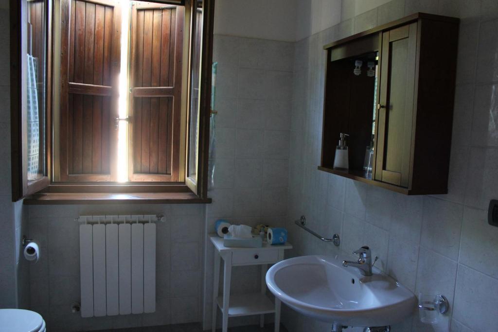Agriturismo La Valle Del Vento Ουρμπίνο Δωμάτιο φωτογραφία